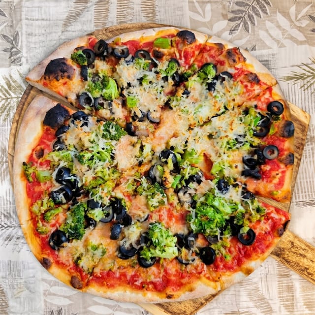 Small 10" Gluten Free Pizza.